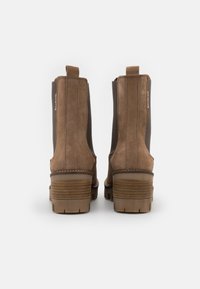 Bullboxer Plateaustiefelette - cognac