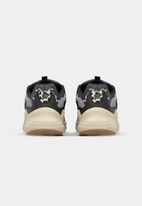 Fila COLLENE - Trainers - black