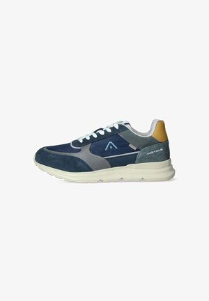 Sneaker in suede e rete di colore blu navy con accenti grigi e beige, lacci bianchi e suola imbottita, con un logo sul lato.