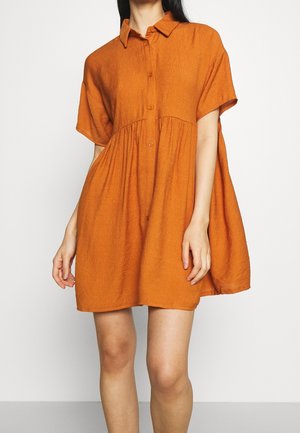 Skjortekjole - metallic red