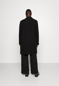 ONLY Carmakoma CARNANCY  - Krátký kabát - black