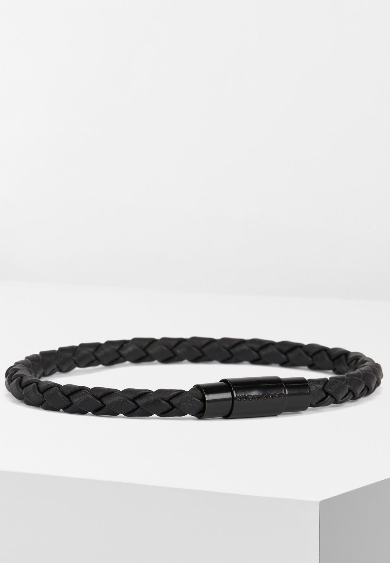 boss blaine leather bracelet
