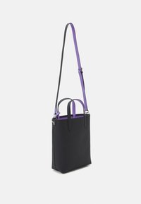 Lacoste SHOPPING BAG SET - Håndveske - black
