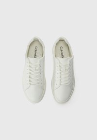 Calvin Klein PRO CUPS - Zapatillas - bright white