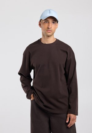 America Today, LONGSLEEVE - Langarmshirt - brown