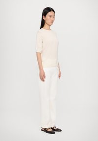 Paul & Joe BASTIEN - Strikkegenser - ecru