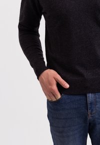 CASH-MERE V-AUSSCHNITT - Strickpullover - dunkel anthrazit