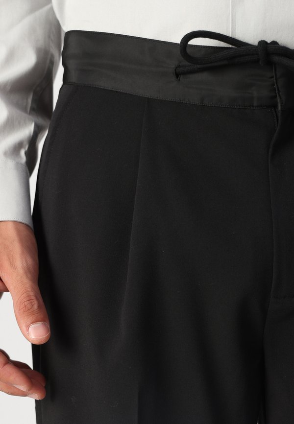 MIX MATERIAL PANT - Trousers4