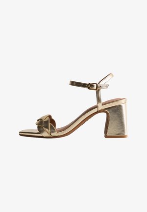 New Look, BRAIDED BLOCK HEEL SANDALS - Riemensandalette - gold-coloured