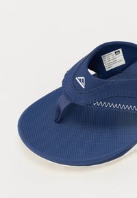 Thumbnail Image 6