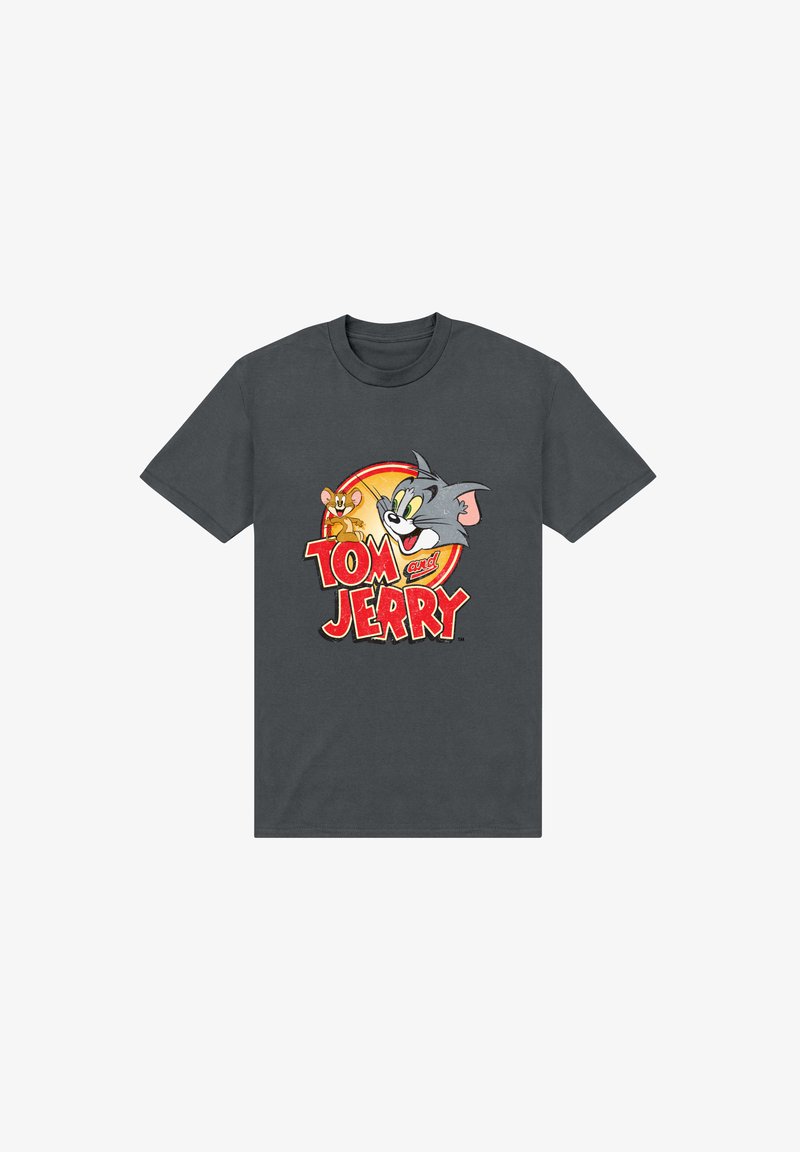 Graues Baumwoll-T-Shirt mit einem bunten Grafikmotiv der Cartoonfiguren Tom und Jerry und fettem roten Text, vor einem kreisförmigen Hintergrund.