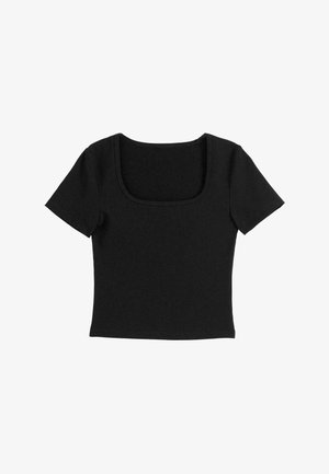 Svart t-shirt med kort ärm och fyrkantig halsringning. Tillverkad av ett ribbat tyg, med en figurnära design och en ren fåll.