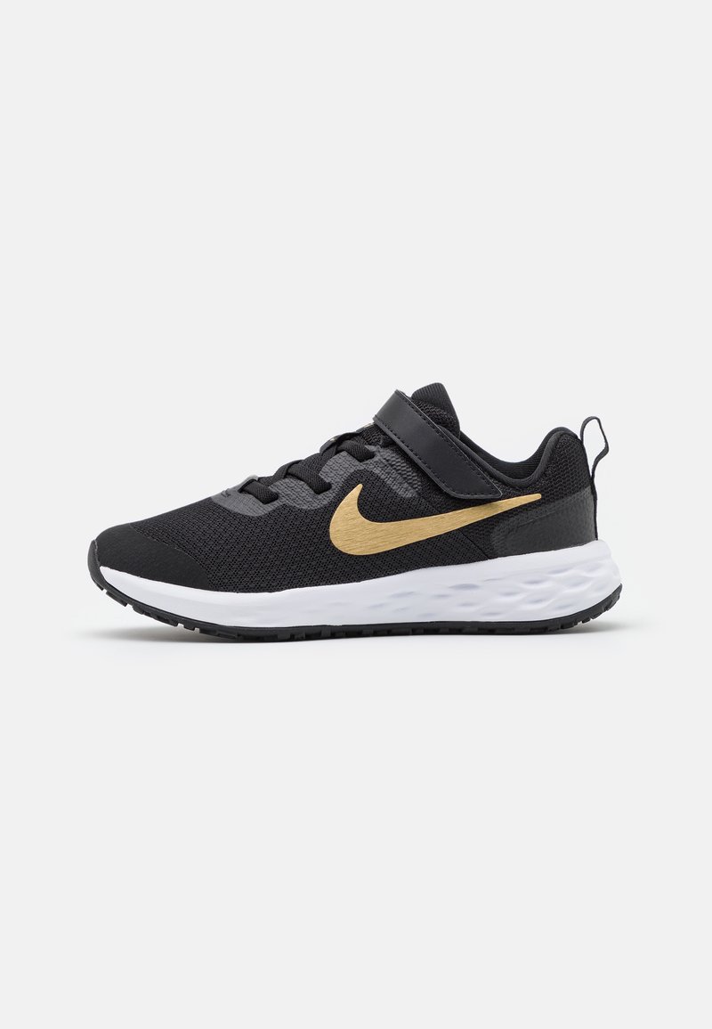 Nike Performance NIKE REVOLUTION 6 (PSV) - Sapatos para corrida em estrada - black/metallic gold/white