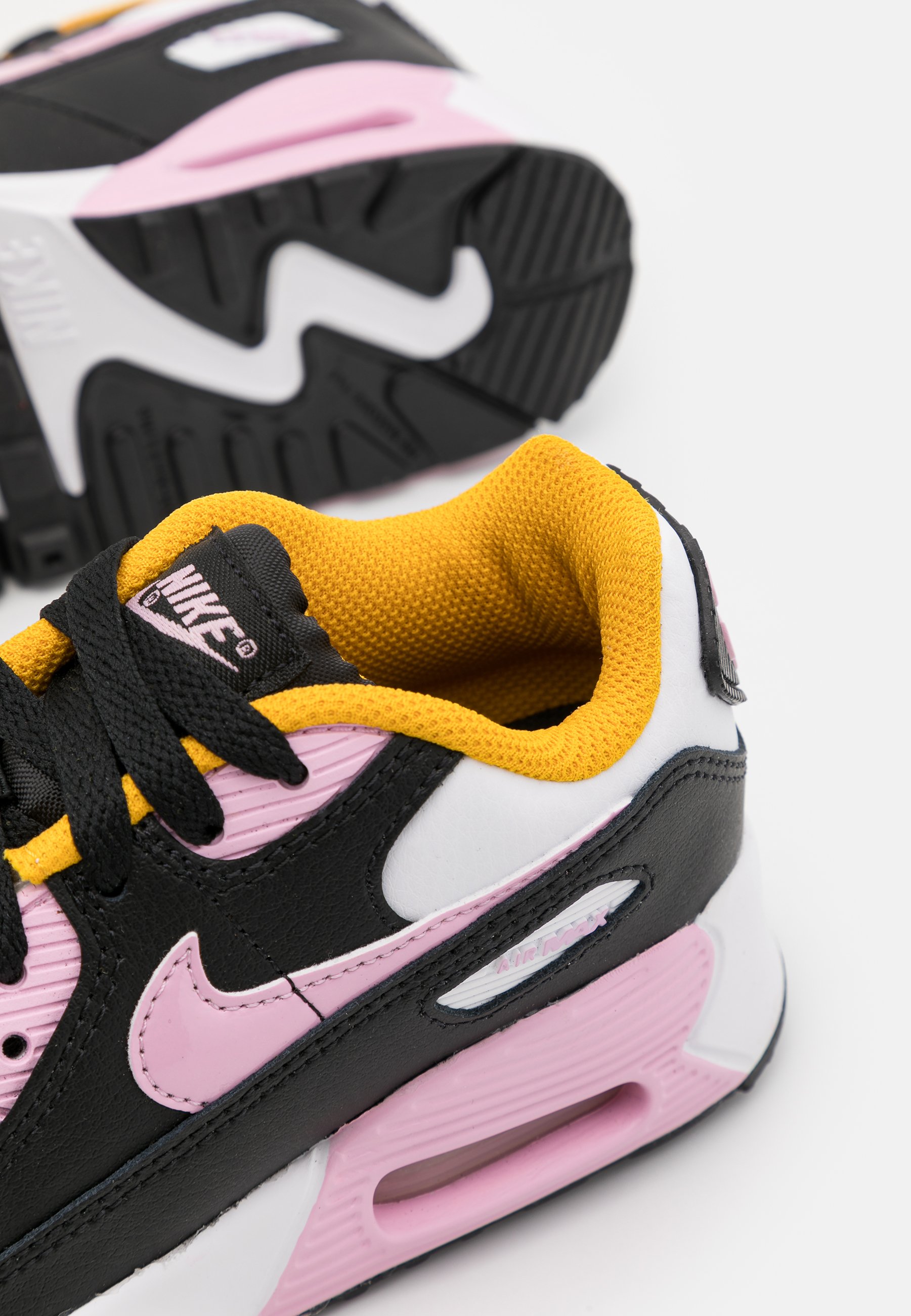 nike air max 90 lichtroze