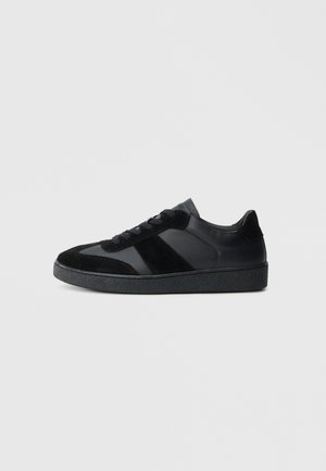 NOAM - Trainers - black