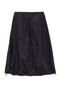 Zwarte, knielange rok gemaakt van lichtgewicht stof met een elastische tailleband. Heeft geplooide delen en een casual, vloeiende ontwerp.