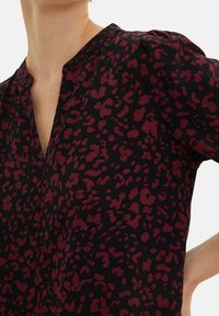 LC Waikiki Denní šaty - dark red