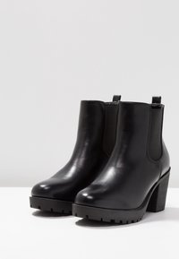 Tata Italia Botines bajos - black