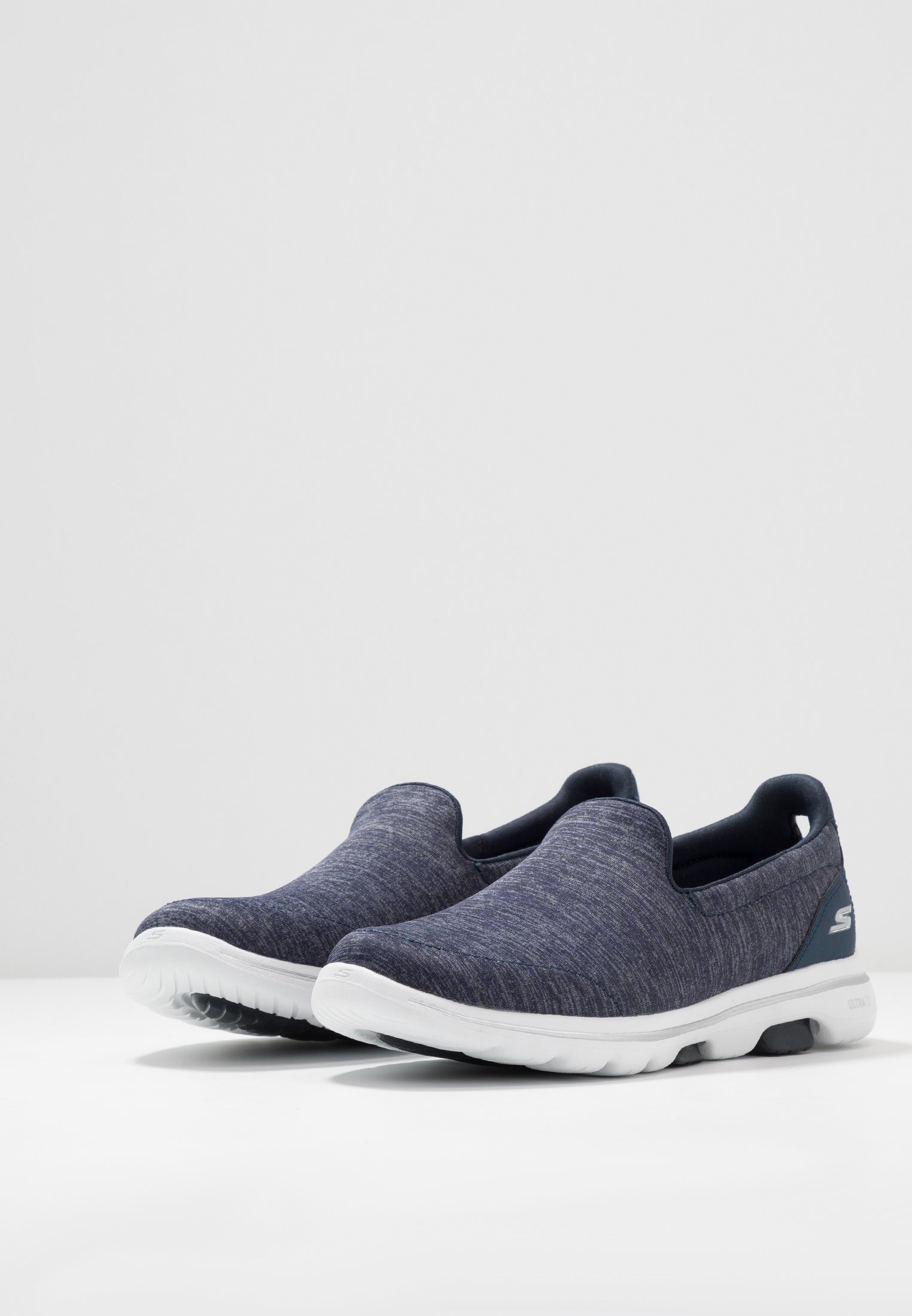 Skechers Performance GO WALK 5 - Sportieve wandelschoenen -  navy/white/donkerblauw - Zalando.nl