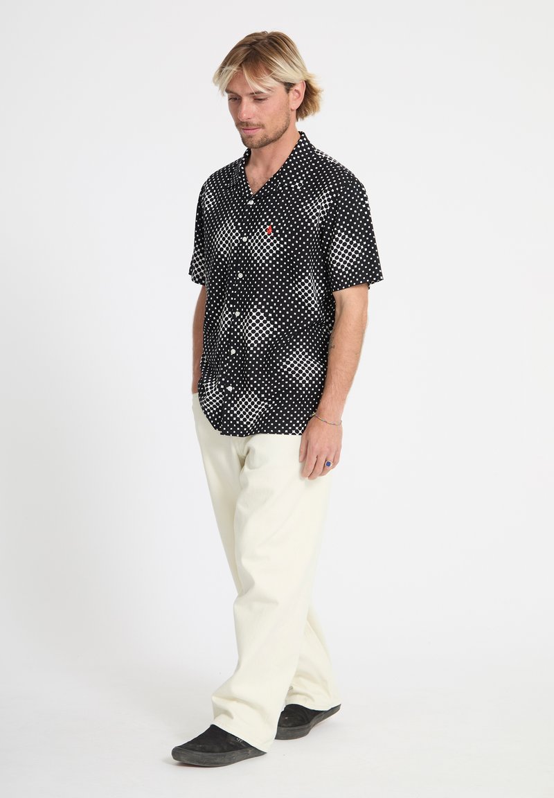 Camisa