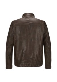 Dunkelbraune Lederjacke mit Stehkragen, die eine glatte Textur und sichtbare Nähte entlang der Nähte aufweist. Rückansicht gezeigt.