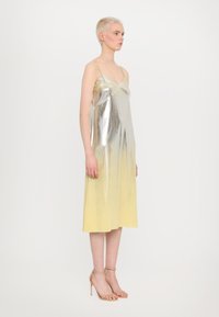 MAX&Co. BRIGHTON - Robe de soirée - yellow