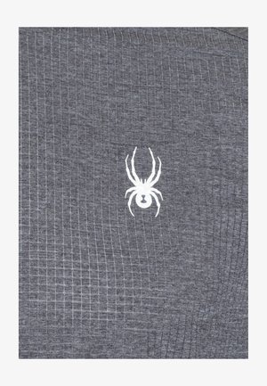 Grauer Sportstoff mit einem strukturierten Rautenmuster, mit einem weißen Spinnenlogo, das auf der linken Seite positioniert ist.