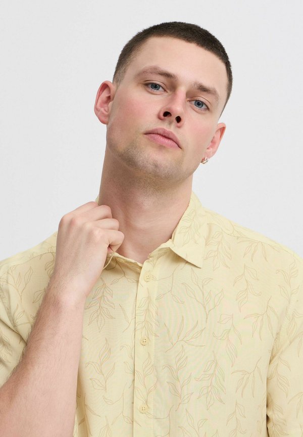 BHACE - Shirt - bleached sand4