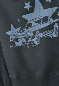 PRINTED BOAT NECK - Športni pulover - dark grey