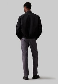 Calvin Klein MODERN SLIM - Chinos - iron gate