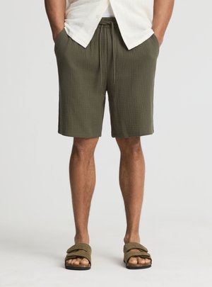 Terranova, PANTALONE CORTO TINTA UNITA - Shorts - salvia