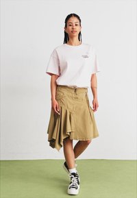 Converse SUMMER FLOWERS LOOSE - Tricou cu imprimeu - blush hush