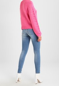 Noisy May Stickad tröja - light pink