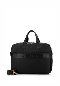 Bolso de nylon negro para portátil con doble asa, correa de hombro detachable, cinta frontal con logotipo y un diseño rectangular elegante. Acentos de hardware en tono dorado.