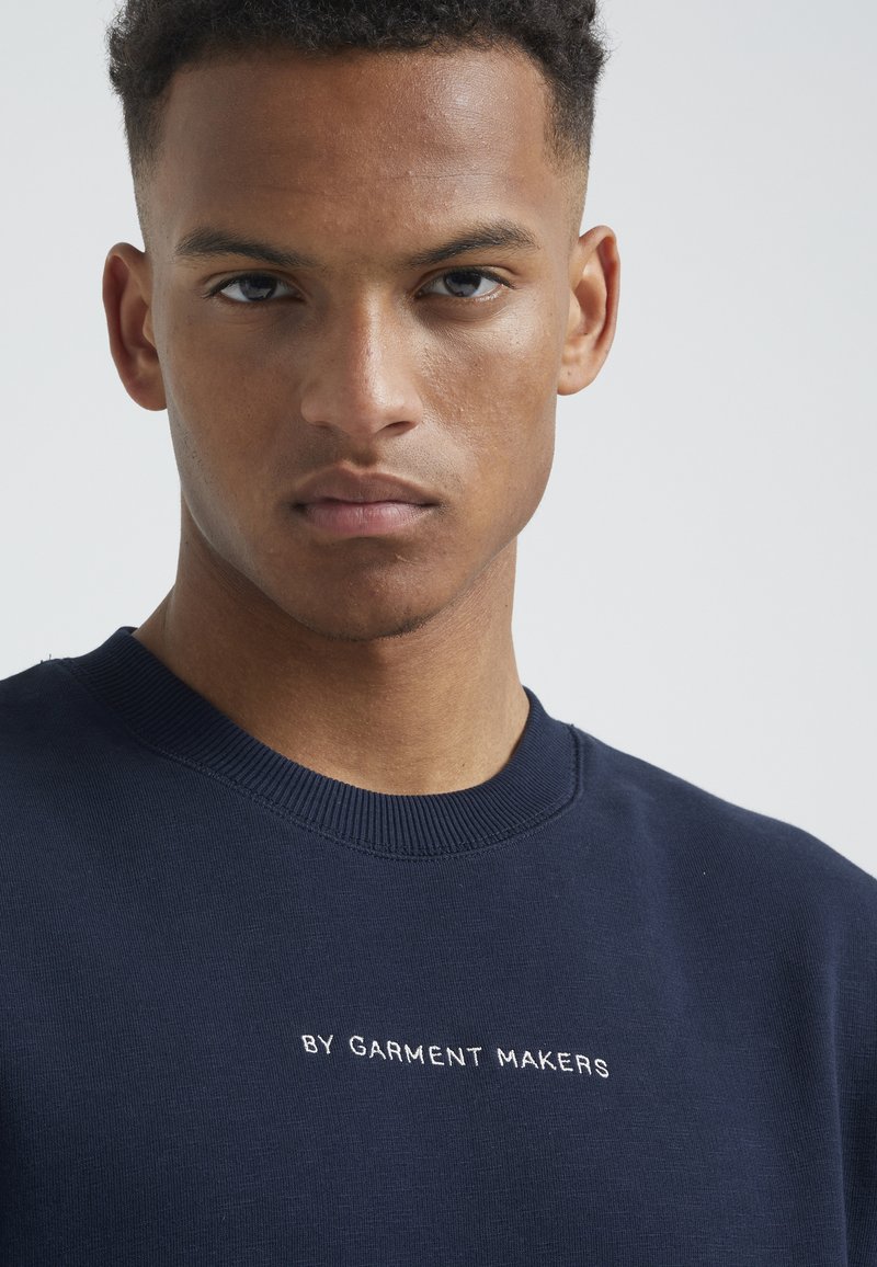 Damen Sweatshirts | BY GARMENT MAKERS Sweatshirt navy blue/dunkelblau - LG68553 Damen Sweatshirts | BY GARMENT MAKERS Sweatshirt navy blue/dunkelblau - LG68553