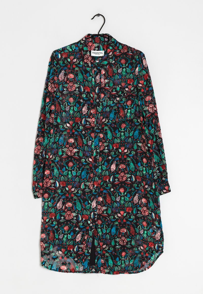 Comment porter une chemise à manches longues à fleurs rose (4 tenues et Comment porter une chemise à manches longues à fleurs rose (4 tenues et