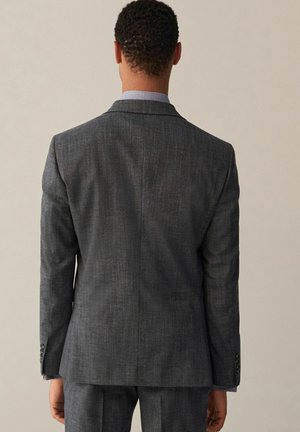 Schiefergrauer Anzugjacke aus strukturiertem Stoff, mit einfacher Rückenbelüftung, taillierter Passform, Revers und geknöpften Manschetten.