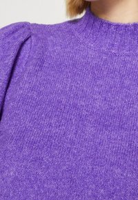 Vero Moda Sweter