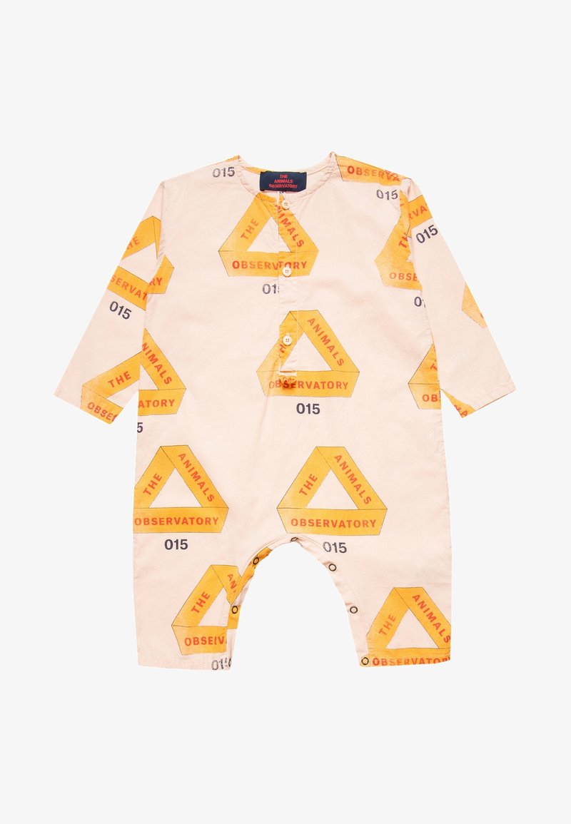 Combinaison en tissu crème avec motifs de triangles jaunes et textes "THE OBSERVATORY" et "015". Manches longues et fermeture par boutons-pression au bas.