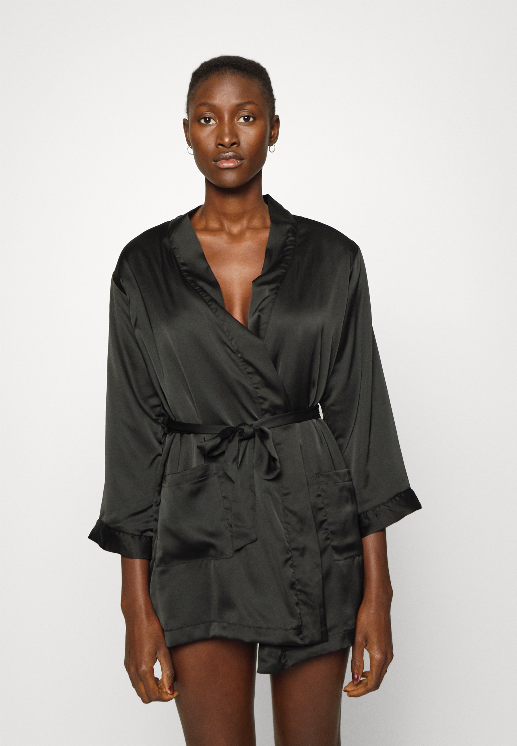 peignoir noir