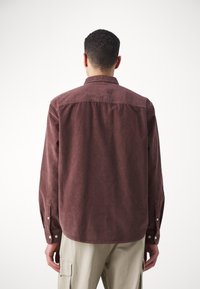 Only & Sons ONSALP - Shirt - peppercorn