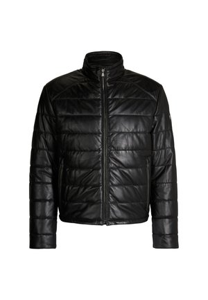 Schwarze Lederjacke mit gesteppten Einsätzen, hohem Kragen, vorderem Reißverschluss und zwei Seitentaschen. Glatte Textur und taillierte Passform.