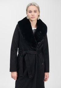 INFLUENCER COLLAR - Abrigo clásico - black