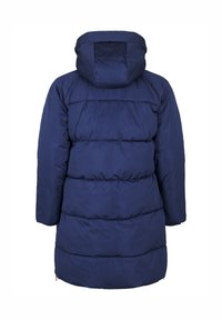Navyblauwe gewatteerde jas met capuchon, voorzien van een gequilt ontwerp en elastische manchetten, afgemaakt met een rits aan de onderkant voor een verstelbare pasvorm.