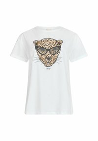 T-shirt bianco con design di volto di leopardo con occhiali da sole, dettagliato in marrone e nero, maniche corte con vestibilità rilassata.
