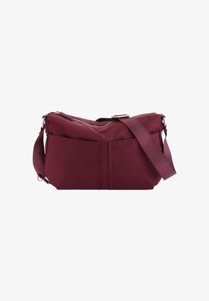 Bolso bandolera de nailon color marrón con dos bolsillos frontales, cierre de cremallera y correa ajustable. Textura suave con detalles de costura reforzada.