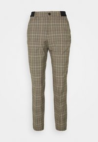 Pantalon à carreaux marron et beige, avec une ceinture noire, coupe slim et un motif texturé avec des lignes verticales et horizontales.