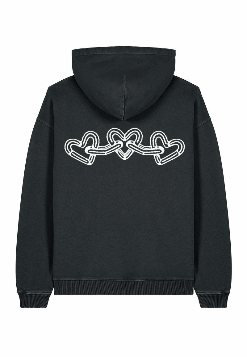 Felpa nera con un grande contorno bianco di cuori intrecciati sul retro. Presenta un cappuccio con cordino e polsini e orlo a coste.