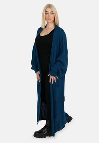 Unselected, blau