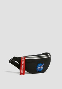 pull and bear giubbotto nasa